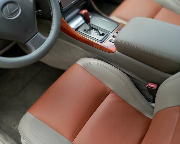 Сірий Лексус ГС, об'ємом двигуна 3 л та пробігом 260 тис. км за 4600 $, фото 19 на Automoto.ua