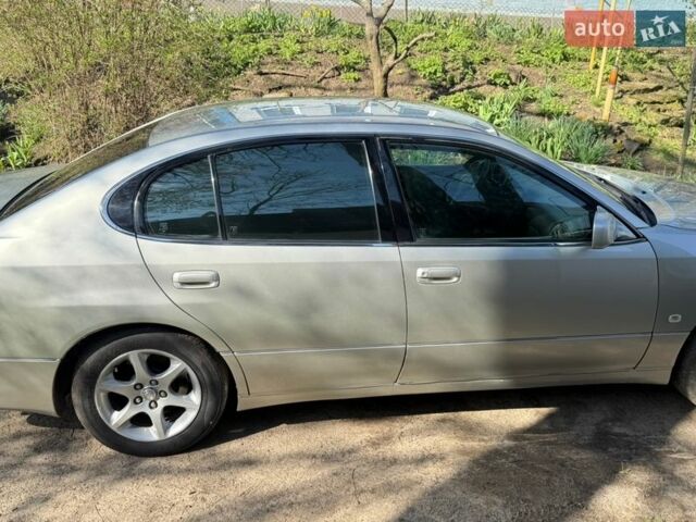 Серый Лексус ГС, объемом двигателя 3 л и пробегом 301 тыс. км за 5400 $, фото 3 на Automoto.ua