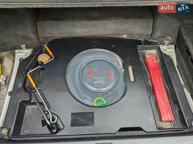 Серый Лексус ГС, объемом двигателя 3 л и пробегом 270 тыс. км за 6700 $, фото 9 на Automoto.ua