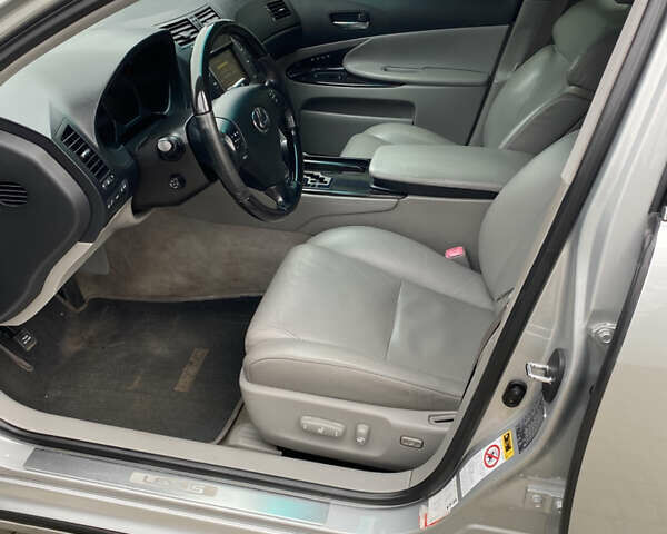 Серый Лексус ГС, объемом двигателя 3 л и пробегом 465 тыс. км за 10000 $, фото 5 на Automoto.ua