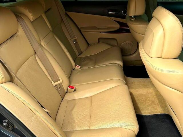 Серый Лексус ГС, объемом двигателя 3 л и пробегом 241 тыс. км за 6900 $, фото 7 на Automoto.ua