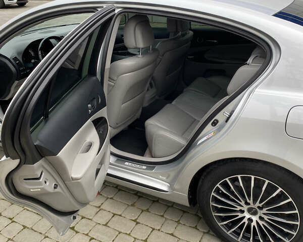 Серый Лексус ГС, объемом двигателя 3 л и пробегом 465 тыс. км за 10000 $, фото 6 на Automoto.ua