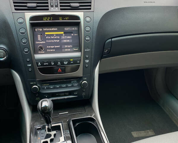 Серый Лексус ГС, объемом двигателя 3 л и пробегом 465 тыс. км за 10000 $, фото 12 на Automoto.ua