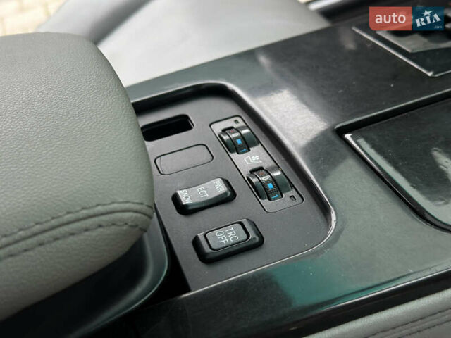 Сірий Лексус ГС, об'ємом двигуна 3 л та пробігом 217 тис. км за 7400 $, фото 12 на Automoto.ua