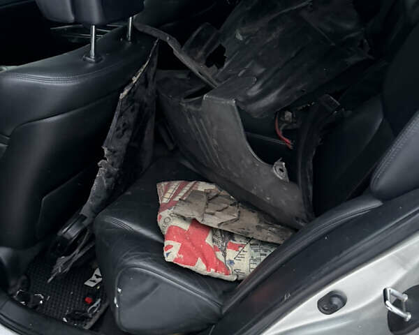 Сірий Лексус ГС, об'ємом двигуна 3 л та пробігом 252 тис. км за 2950 $, фото 6 на Automoto.ua