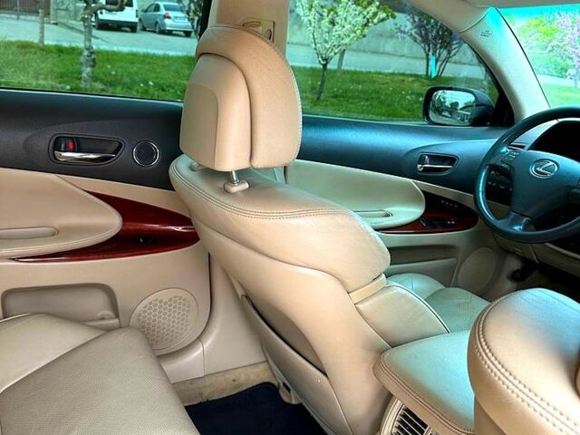 Серый Лексус ГС, объемом двигателя 3 л и пробегом 241 тыс. км за 6900 $, фото 5 на Automoto.ua