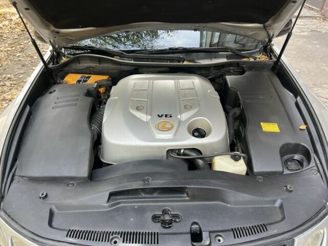 Серый Лексус ГС, объемом двигателя 3 л и пробегом 200 тыс. км за 6250 $, фото 5 на Automoto.ua