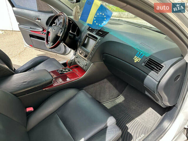 Серый Лексус ГС, объемом двигателя 0 л и пробегом 302 тыс. км за 7900 $, фото 6 на Automoto.ua