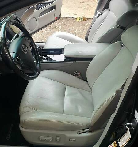 Серый Лексус ГС, объемом двигателя 3.5 л и пробегом 270 тыс. км за 10500 $, фото 1 на Automoto.ua