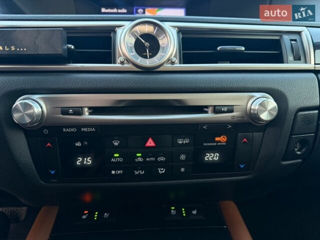 Серый Лексус ГС, объемом двигателя 2.5 л и пробегом 220 тыс. км за 16700 $, фото 30 на Automoto.ua