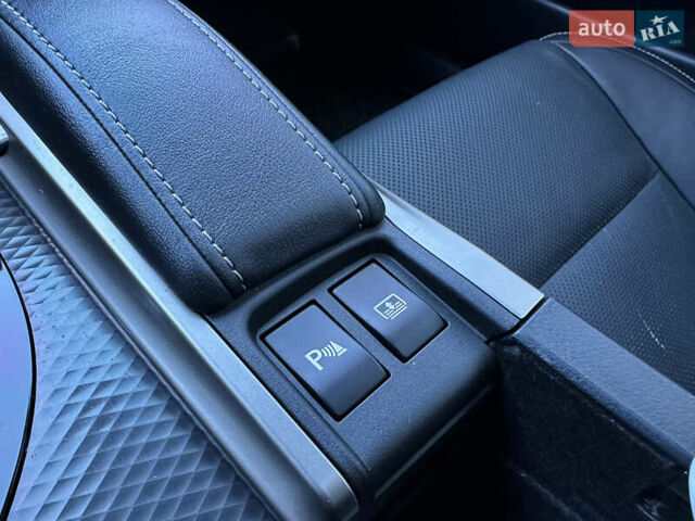 Серый Лексус ГС, объемом двигателя 3.5 л и пробегом 79 тыс. км за 27500 $, фото 42 на Automoto.ua