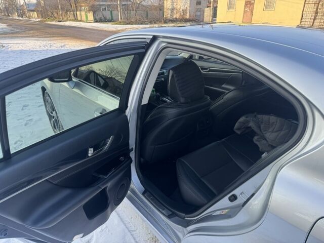 Сірий Лексус ГС, об'ємом двигуна 2 л та пробігом 157 тис. км за 24500 $, фото 6 на Automoto.ua