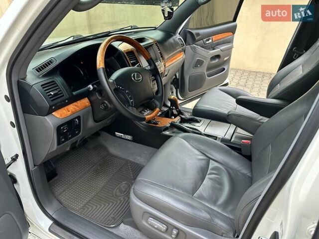 Білий Лексус ГХ, об'ємом двигуна 4.66 л та пробігом 252 тис. км за 17400 $, фото 40 на Automoto.ua