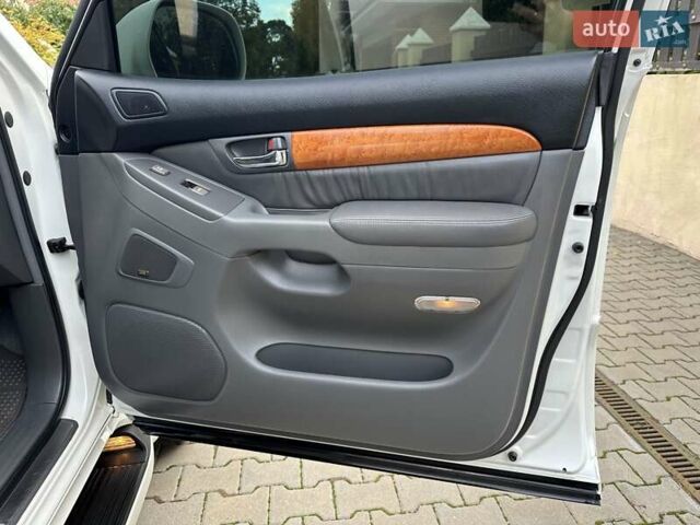 Білий Лексус ГХ, об'ємом двигуна 4.66 л та пробігом 252 тис. км за 17400 $, фото 55 на Automoto.ua