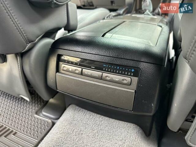 Білий Лексус ГХ, об'ємом двигуна 4.66 л та пробігом 252 тис. км за 17400 $, фото 51 на Automoto.ua