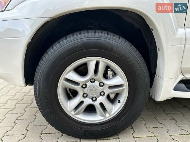 Білий Лексус ГХ, об'ємом двигуна 4.66 л та пробігом 252 тис. км за 17400 $, фото 37 на Automoto.ua