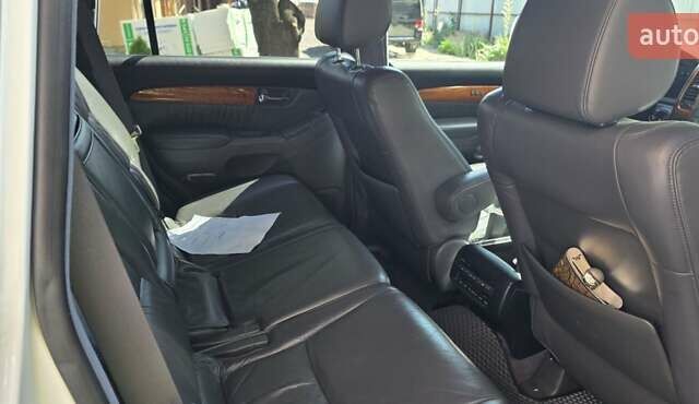 Белый Лексус ГХ, объемом двигателя 4.66 л и пробегом 156 тыс. км за 22500 $, фото 5 на Automoto.ua