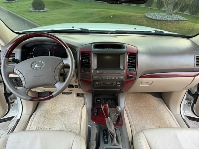 Белый Лексус ГХ, объемом двигателя 4.7 л и пробегом 167 тыс. км за 16800 $, фото 7 на Automoto.ua