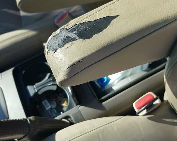 Белый Лексус ГХ, объемом двигателя 4.66 л и пробегом 316 тыс. км за 16500 $, фото 12 на Automoto.ua