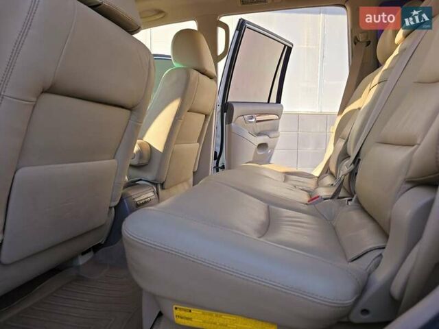 Белый Лексус ГХ, объемом двигателя 4.7 л и пробегом 210 тыс. км за 18999 $, фото 79 на Automoto.ua