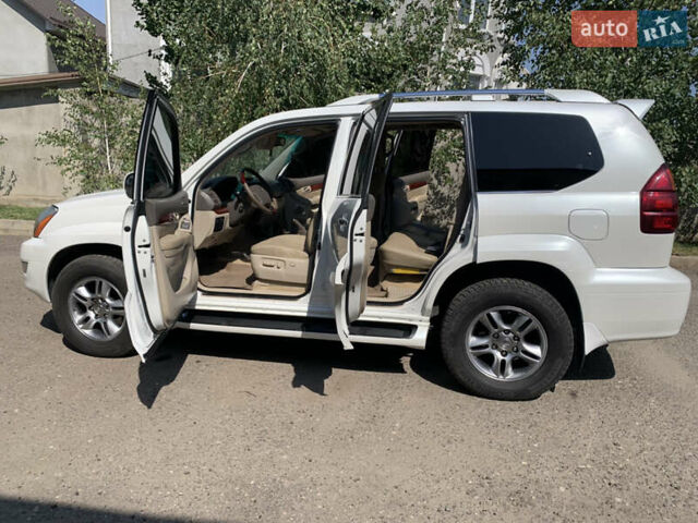 Білий Лексус ГХ, об'ємом двигуна 4.7 л та пробігом 214 тис. км за 18000 $, фото 12 на Automoto.ua