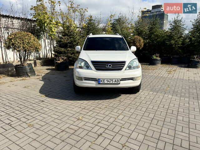 Белый Лексус ГХ, объемом двигателя 4.66 л и пробегом 261 тыс. км за 17400 $, фото 2 на Automoto.ua