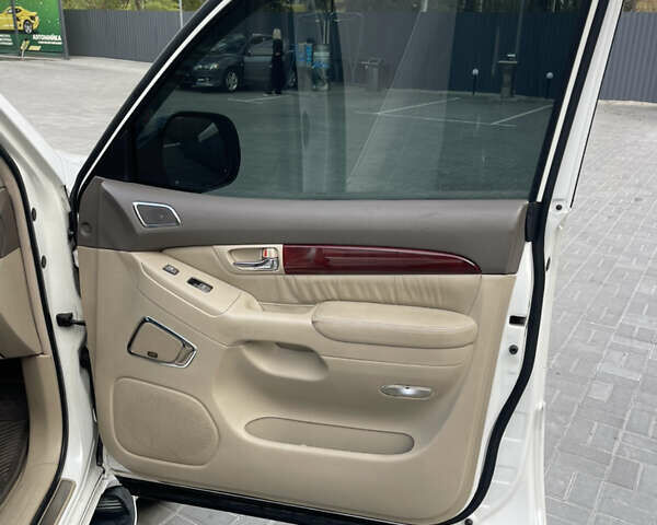 Білий Лексус ГХ, об'ємом двигуна 4.7 л та пробігом 165 тис. км за 14200 $, фото 16 на Automoto.ua