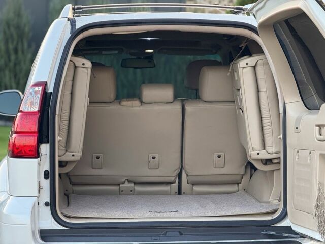 Белый Лексус ГХ, объемом двигателя 4.7 л и пробегом 167 тыс. км за 16800 $, фото 4 на Automoto.ua