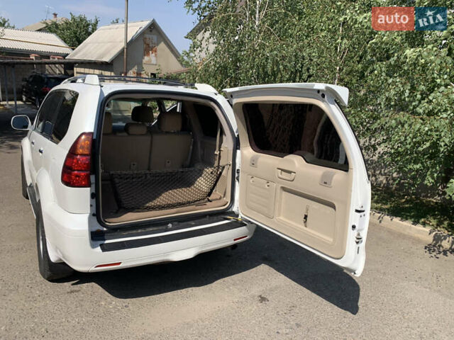 Білий Лексус ГХ, об'ємом двигуна 4.7 л та пробігом 214 тис. км за 18000 $, фото 9 на Automoto.ua