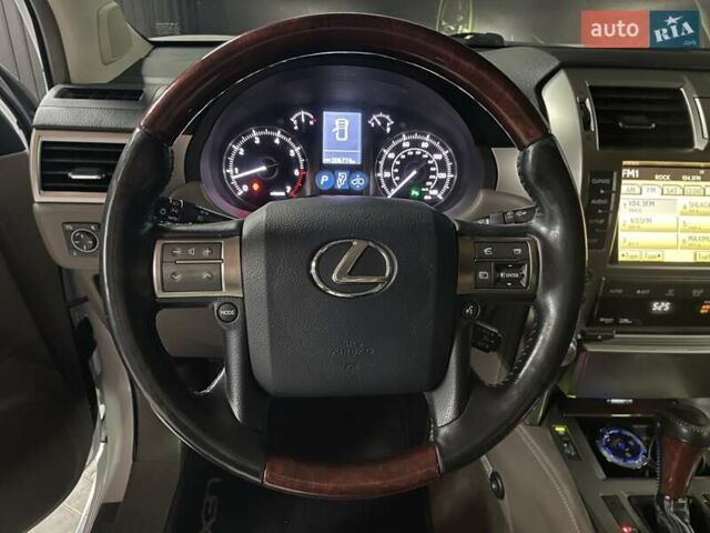 Белый Лексус ГХ, объемом двигателя 4.61 л и пробегом 206 тыс. км за 21900 $, фото 11 на Automoto.ua