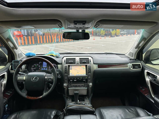 Белый Лексус ГХ, объемом двигателя 4.6 л и пробегом 249 тыс. км за 26500 $, фото 16 на Automoto.ua