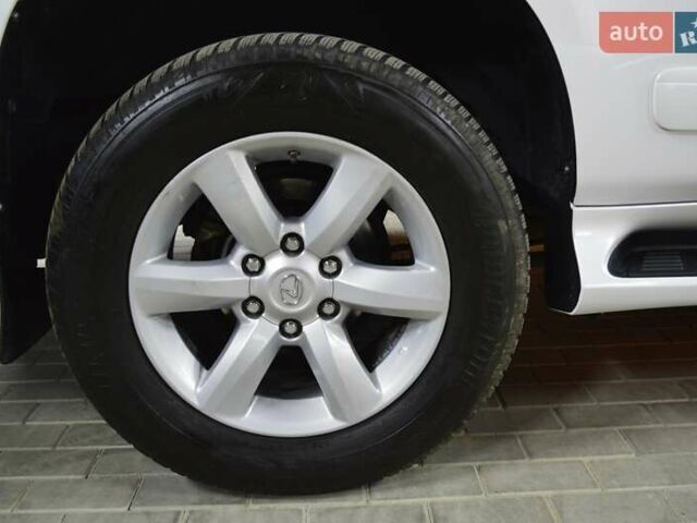 Белый Лексус ГХ, объемом двигателя 4.61 л и пробегом 206 тыс. км за 21900 $, фото 22 на Automoto.ua