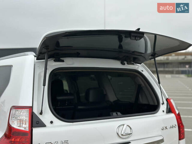 Белый Лексус ГХ, объемом двигателя 4.6 л и пробегом 249 тыс. км за 26500 $, фото 6 на Automoto.ua