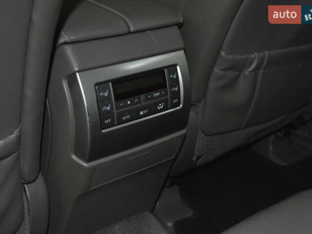 Белый Лексус ГХ, объемом двигателя 4.61 л и пробегом 209 тыс. км за 21500 $, фото 5 на Automoto.ua