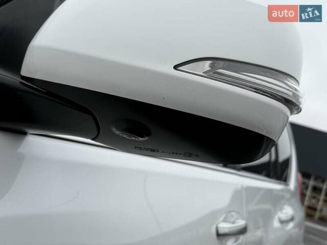 Білий Лексус ГХ, об'ємом двигуна 4.61 л та пробігом 138 тис. км за 28500 $, фото 31 на Automoto.ua