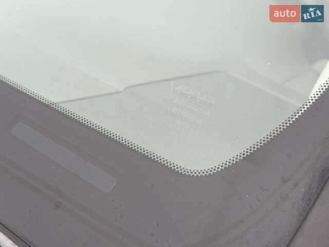 Білий Лексус ГХ, об'ємом двигуна 4.61 л та пробігом 138 тис. км за 28500 $, фото 32 на Automoto.ua