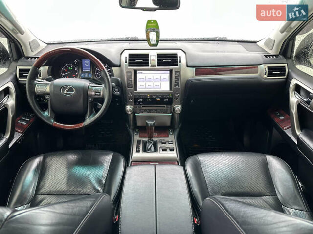 Білий Лексус ГХ, об'ємом двигуна 4.61 л та пробігом 294 тис. км за 21000 $, фото 27 на Automoto.ua