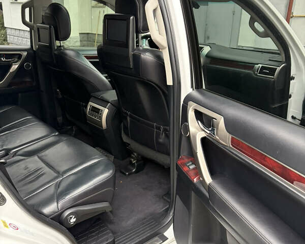 Білий Лексус ГХ, об'ємом двигуна 4.6 л та пробігом 293 тис. км за 20500 $, фото 21 на Automoto.ua