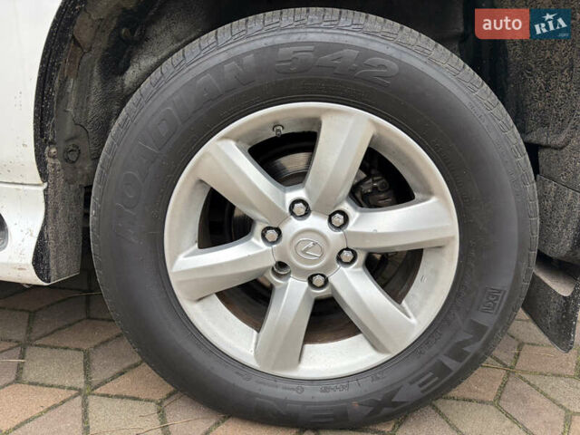 Білий Лексус ГХ, об'ємом двигуна 4.6 л та пробігом 293 тис. км за 20500 $, фото 8 на Automoto.ua