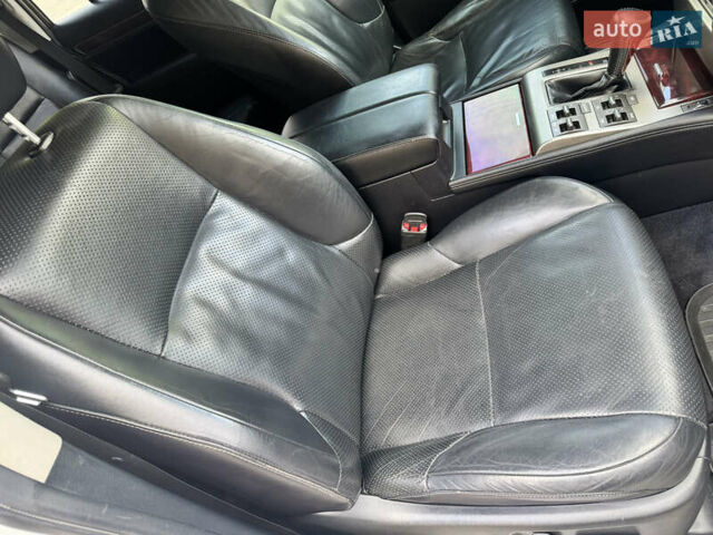Белый Лексус ГХ, объемом двигателя 4.61 л и пробегом 220 тыс. км за 20300 $, фото 58 на Automoto.ua