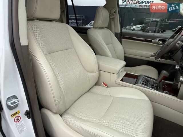 Білий Лексус ГХ, об'ємом двигуна 4.61 л та пробігом 138 тис. км за 28500 $, фото 14 на Automoto.ua