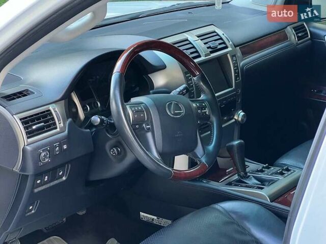 Білий Лексус ГХ, об'ємом двигуна 4.61 л та пробігом 124 тис. км за 27800 $, фото 39 на Automoto.ua