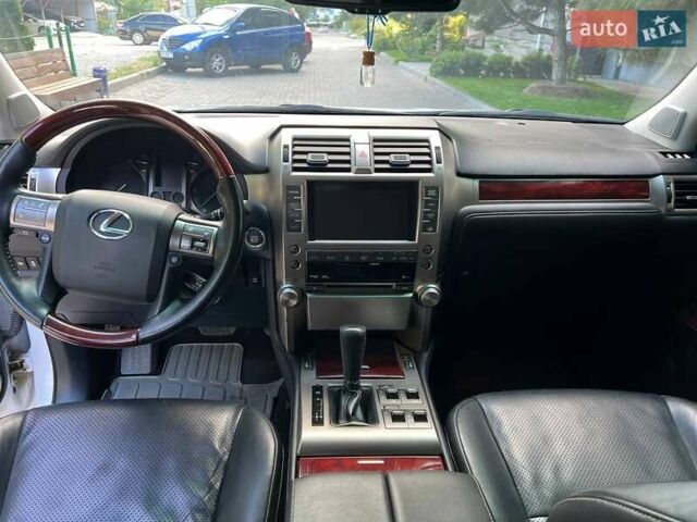 Білий Лексус ГХ, об'ємом двигуна 4.61 л та пробігом 124 тис. км за 27800 $, фото 36 на Automoto.ua