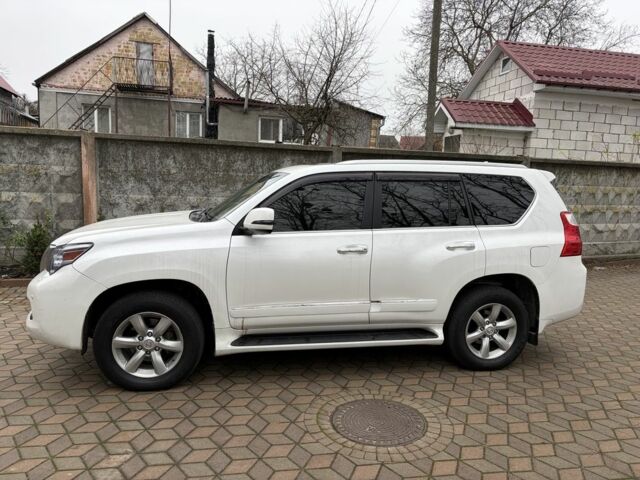 Белый Лексус ГХ, объемом двигателя 4.6 л и пробегом 293 тыс. км за 20500 $, фото 3 на Automoto.ua