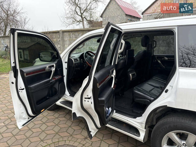 Білий Лексус ГХ, об'ємом двигуна 4.6 л та пробігом 293 тис. км за 20500 $, фото 15 на Automoto.ua