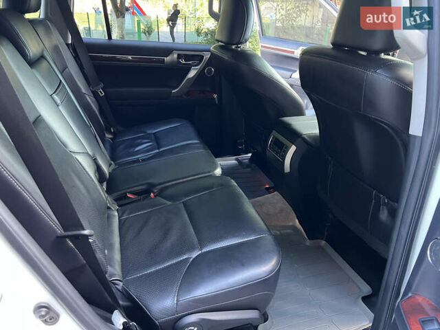 Белый Лексус ГХ, объемом двигателя 4.61 л и пробегом 124 тыс. км за 27800 $, фото 38 на Automoto.ua