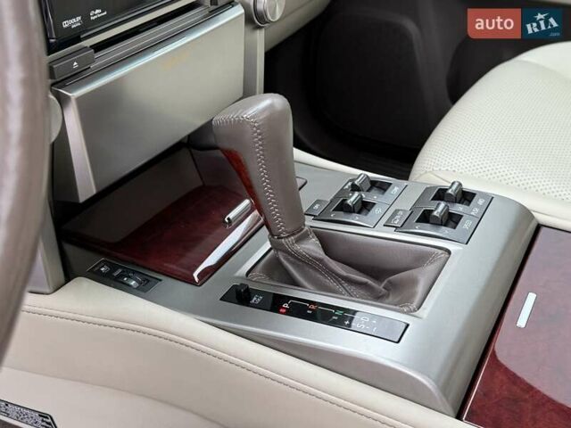 Білий Лексус ГХ, об'ємом двигуна 4.61 л та пробігом 138 тис. км за 28500 $, фото 25 на Automoto.ua
