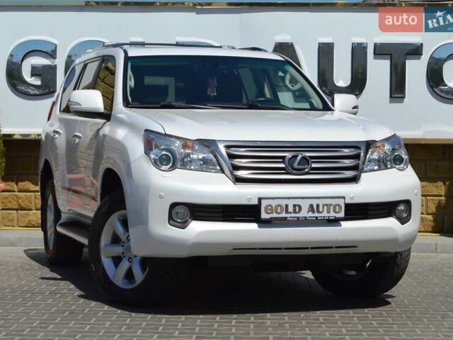 Белый Лексус ГХ, объемом двигателя 4.61 л и пробегом 216 тыс. км за 27500 $, фото 1 на Automoto.ua
