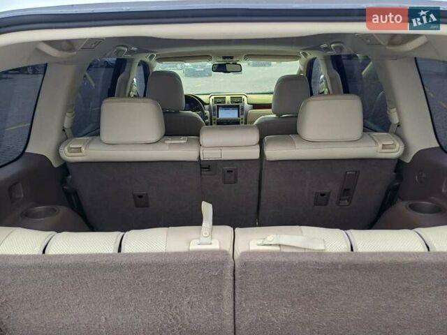 Білий Лексус ГХ, об'ємом двигуна 4.61 л та пробігом 152 тис. км за 25500 $, фото 12 на Automoto.ua