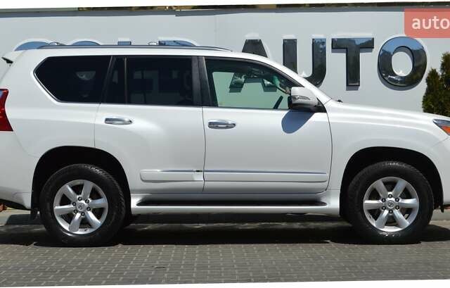 Белый Лексус ГХ, объемом двигателя 4.61 л и пробегом 216 тыс. км за 27500 $, фото 13 на Automoto.ua